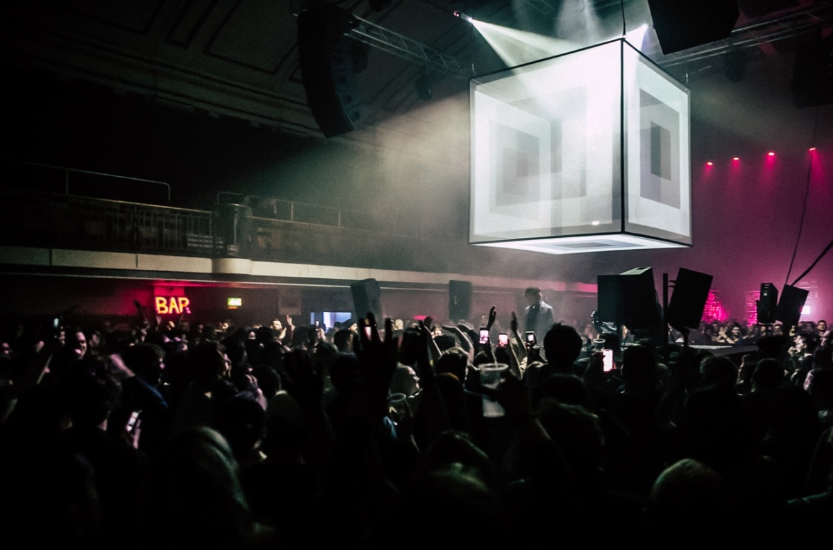 Daniel Avery Live